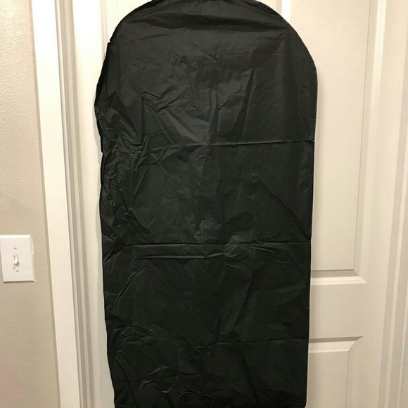 SAKS FIFTH AVENUE - Picture 3 of 3